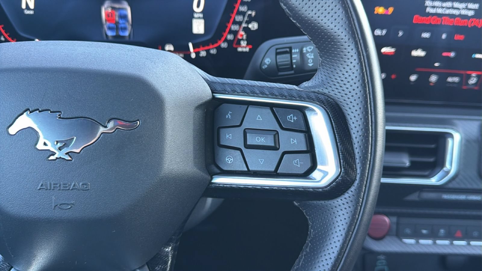 Used 2025 Ford Mustang GT Premium RWD image 21