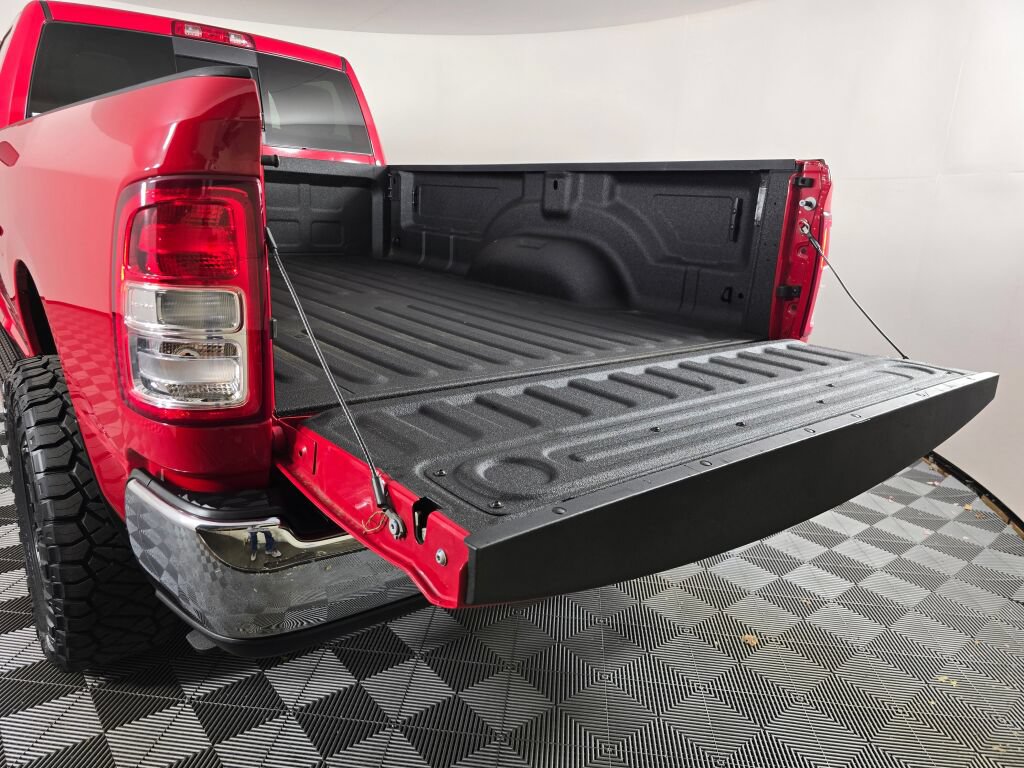 Used 2022 RAM 2500 Tradesman AWD/4WD image 14