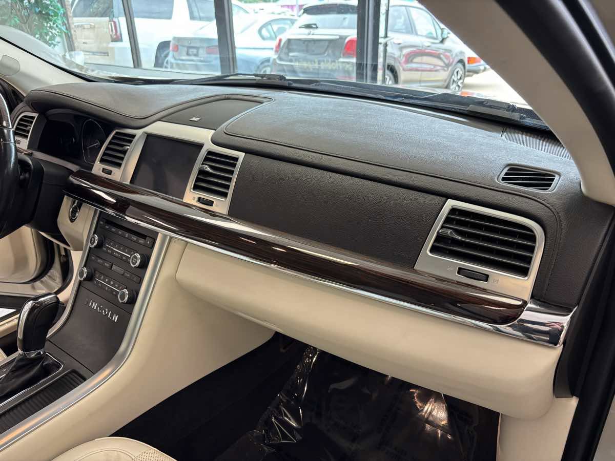 Used 2011 Lincoln MKS w/ 101A Rapid Spec Order Code FWD image 11