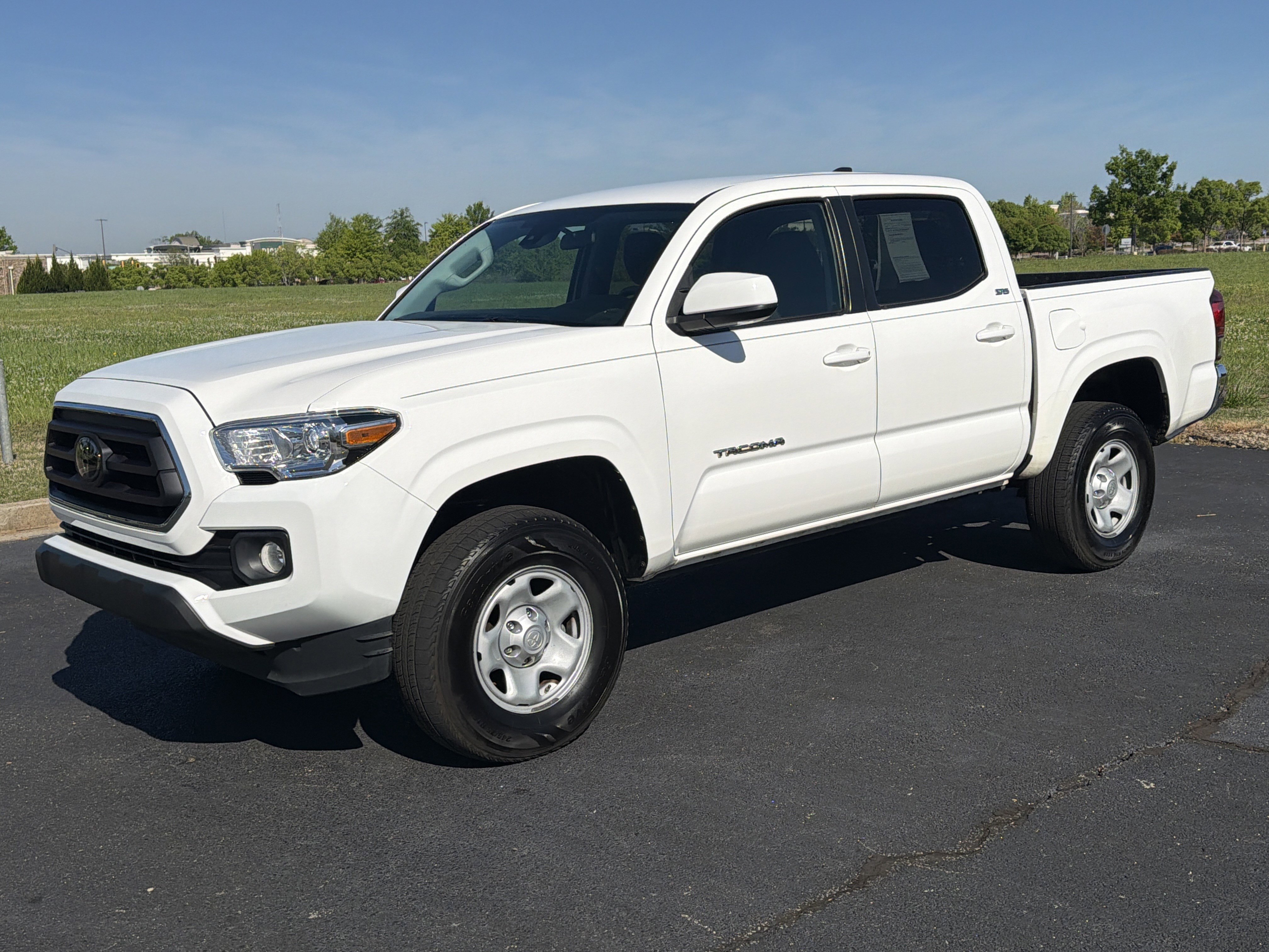 Used 2022 Toyota Tacoma SR5 image 5