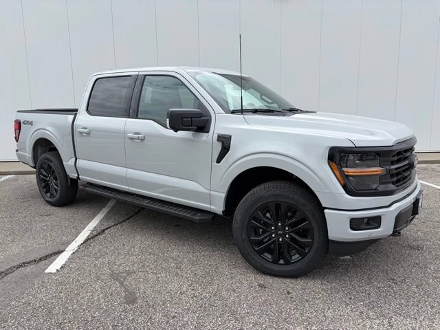 New 2026 Ford F150 XLT w/ Equipment Group 302A MID AWD/4WD image 10