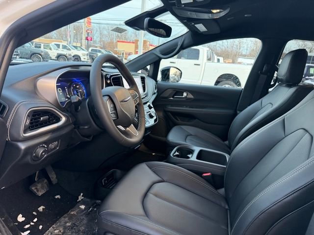 New 2026 Chrysler Pacifica Select image 33