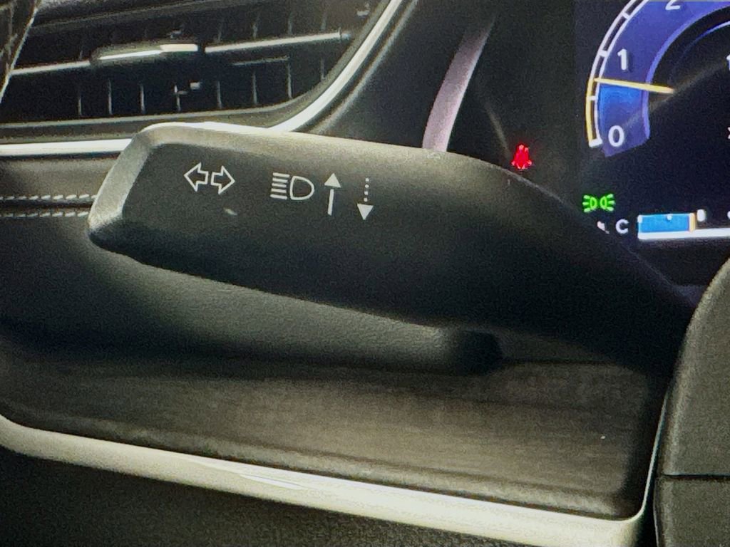 Used 2022 Jeep Grand Cherokee L Limited image 13