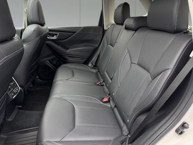 Used 2019 Subaru Forester Touring AWD/4WD image 8