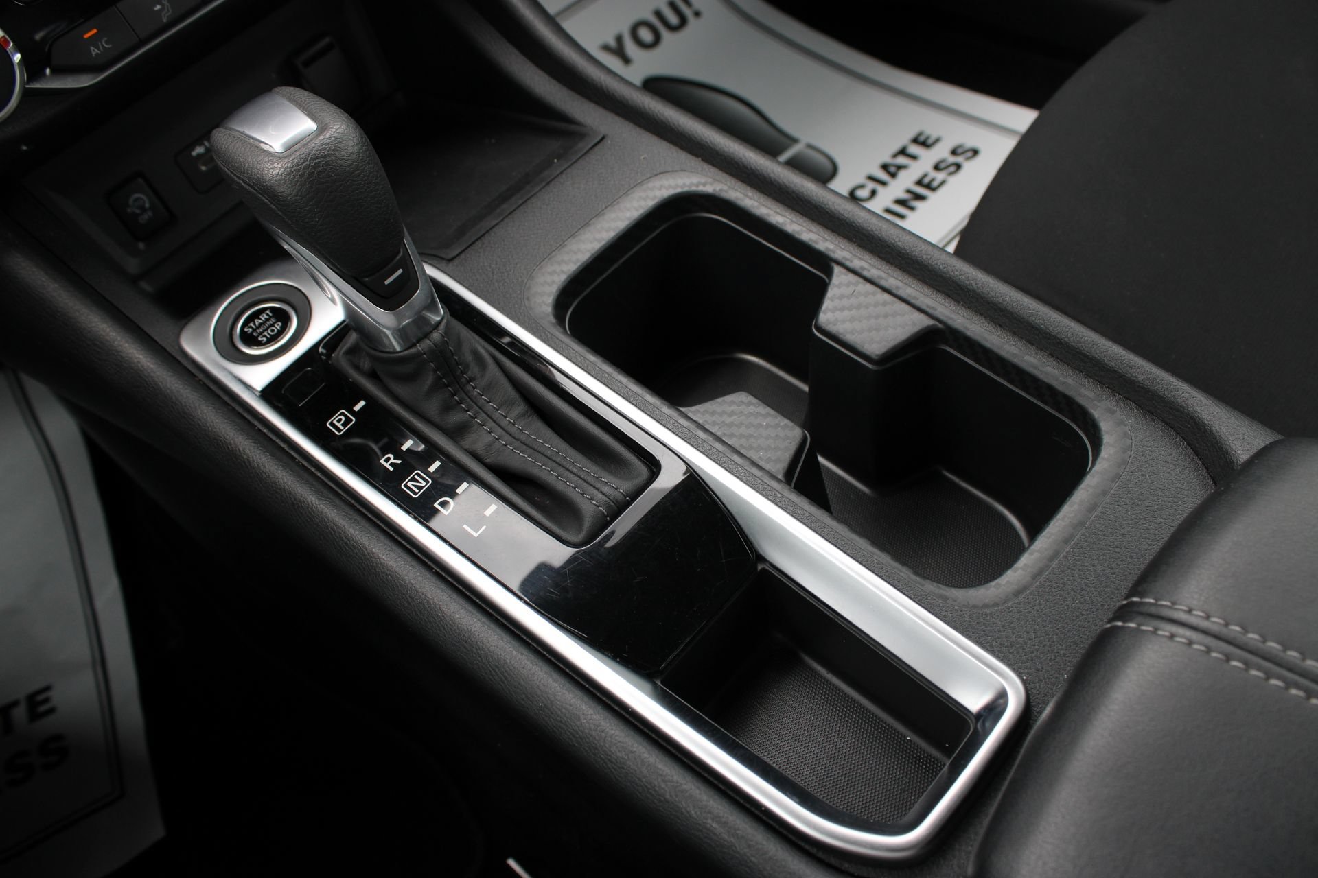 Used 2024 Nissan Sentra SV FWD image 38