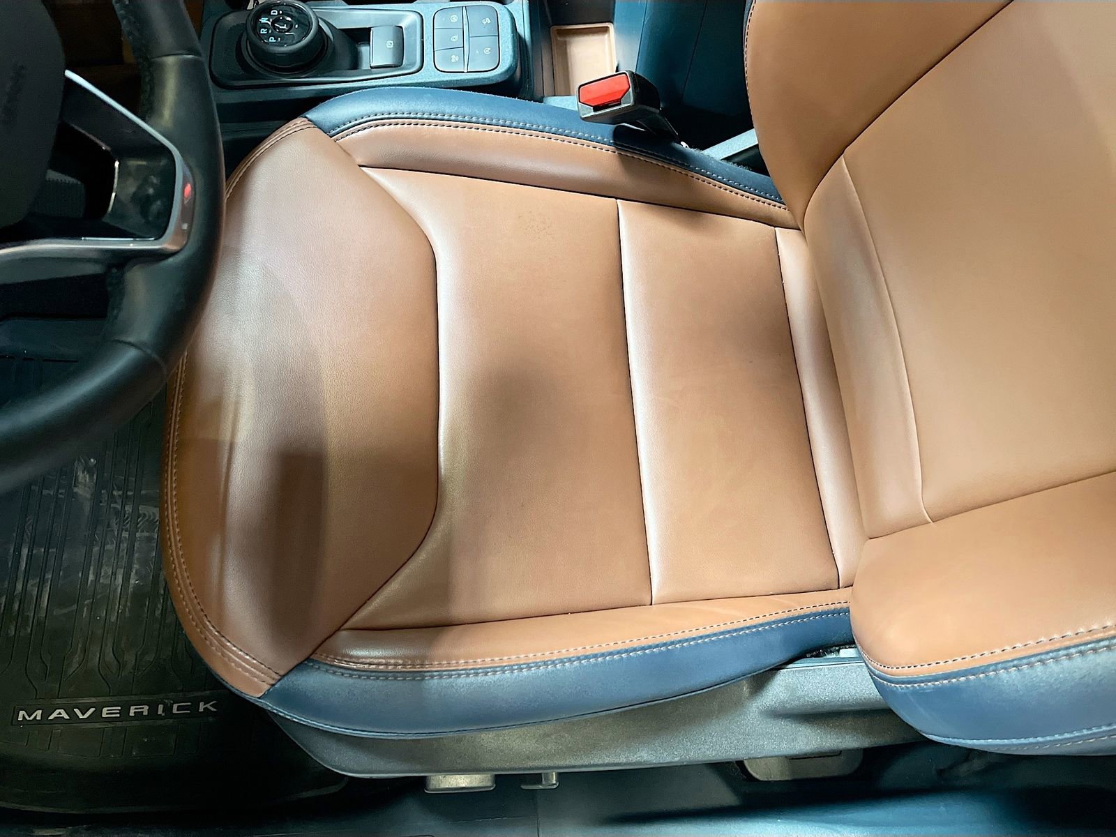 Used 2024 Ford Maverick Lariat w/ FX4 Off-Road Package AWD/4WD image 20