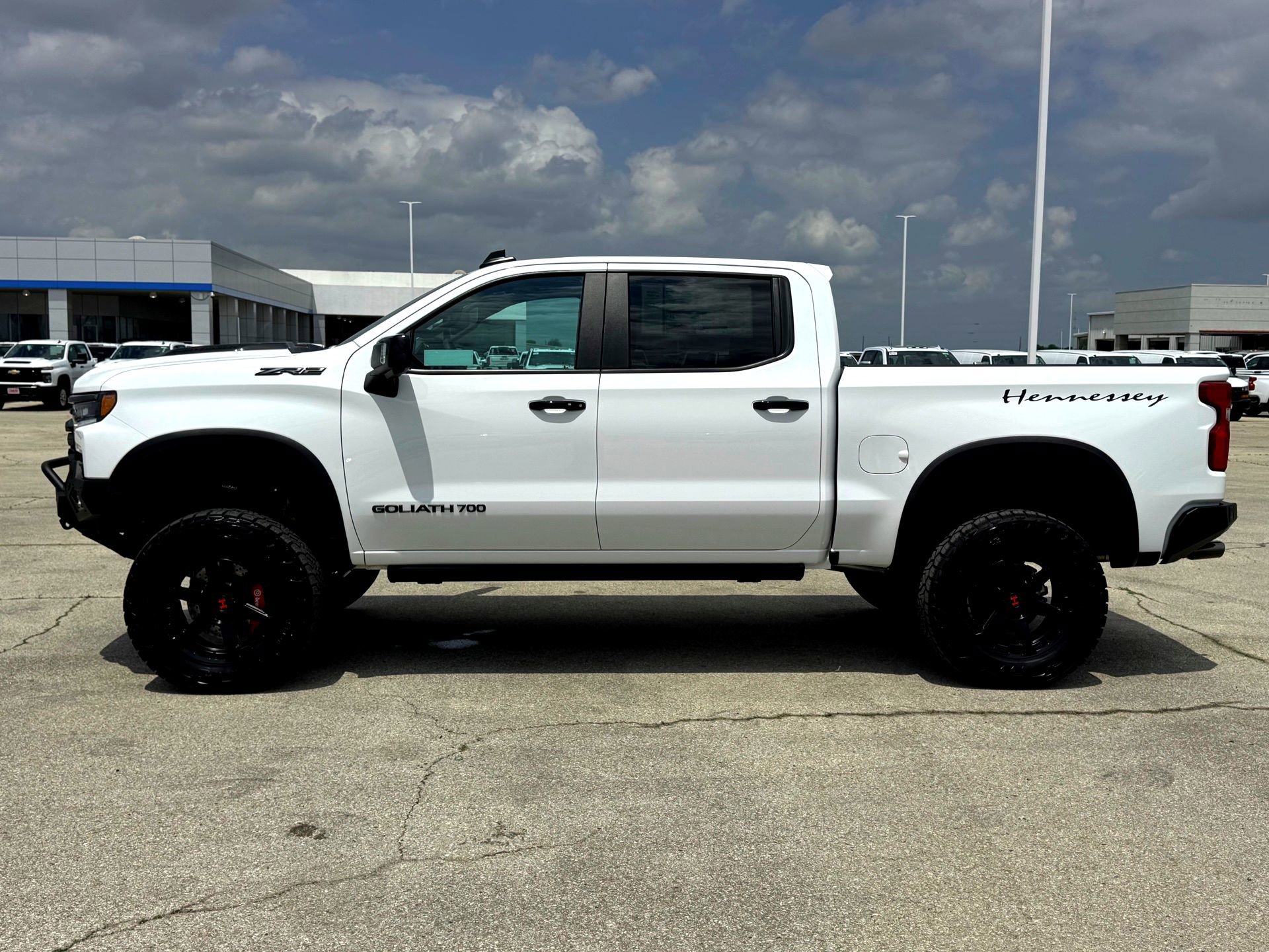 New 2026 Chevrolet Silverado 1500 ZR2 w/ Dark Appearance Package AWD/4WD image 19