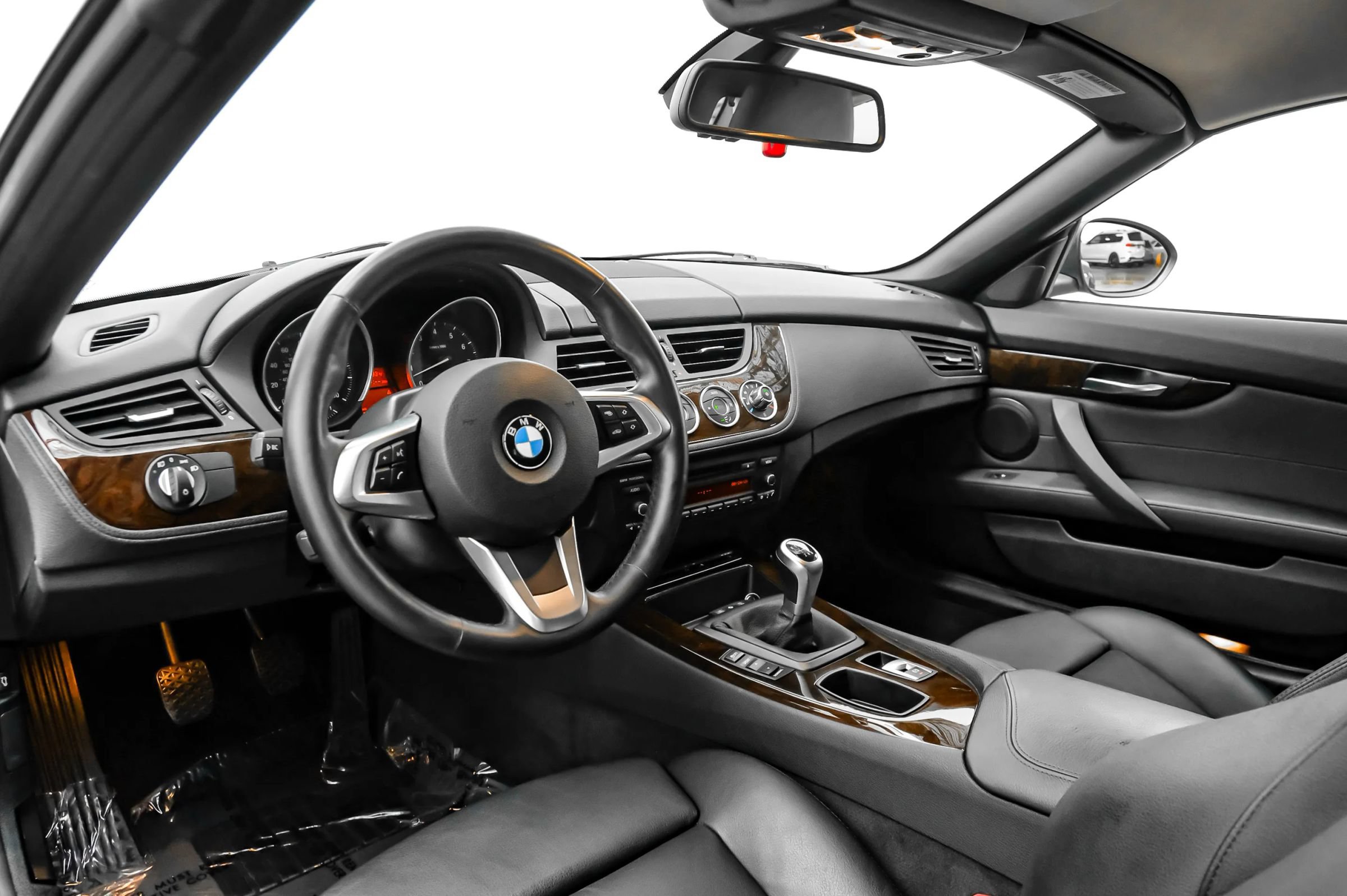 Used 2010 BMW Z4 sDrive30i RWD image 11