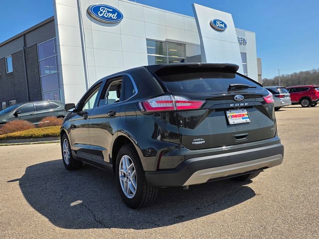 Used 2023 Ford Edge SEL w/ Convenience Package AWD/4WD image 4