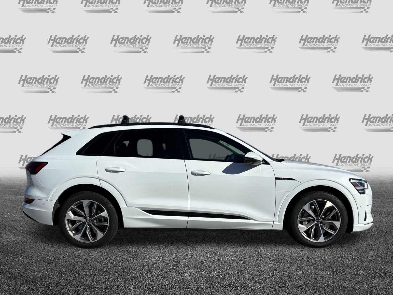 Used 2021 Audi e-tron Premium Plus image 10