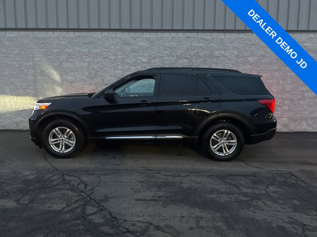Used 2023 Ford Explorer XLT w/ Equipment Group 202A image 1