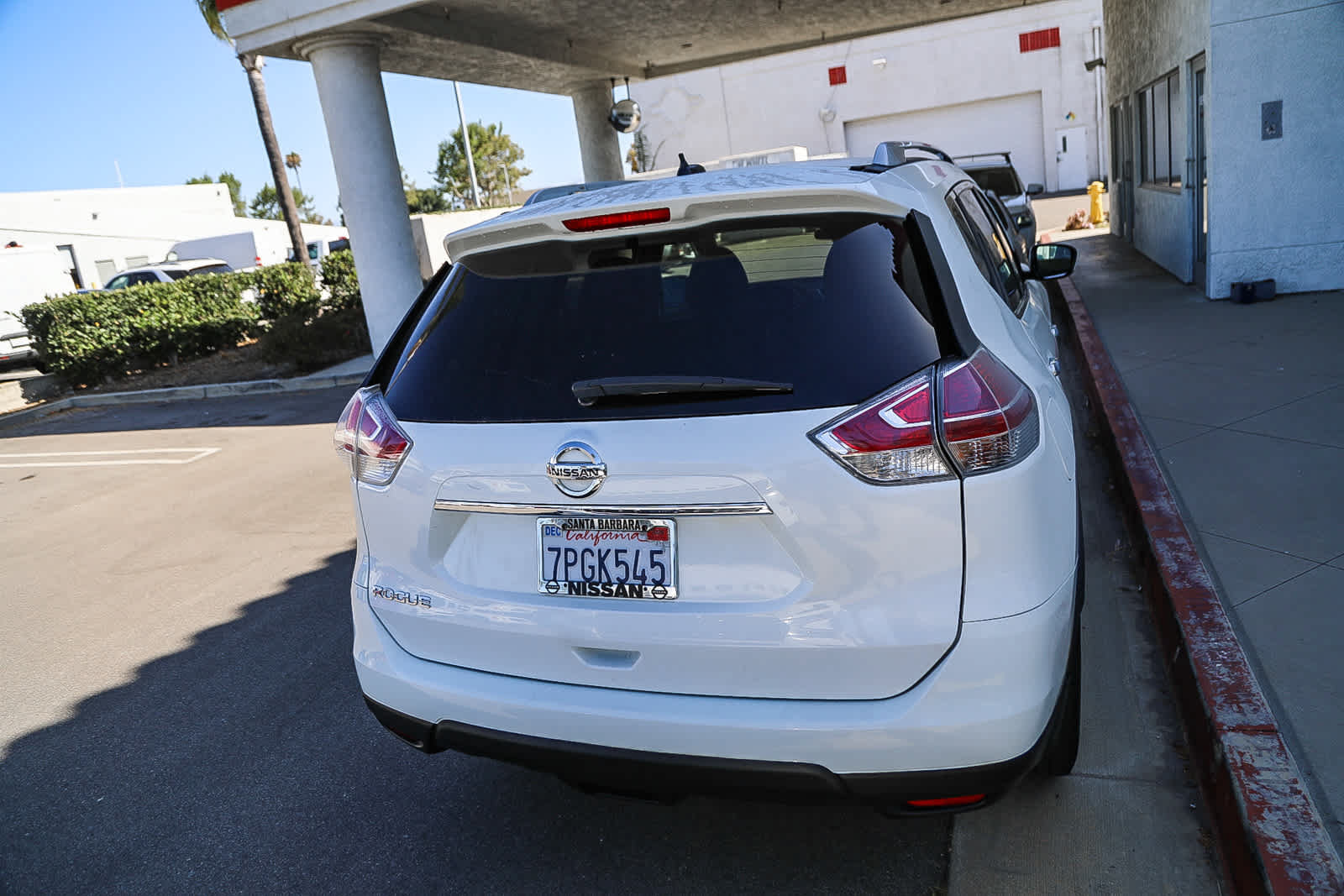 Used 2016 Nissan Rogue S w/ S Family Package FWD image 6