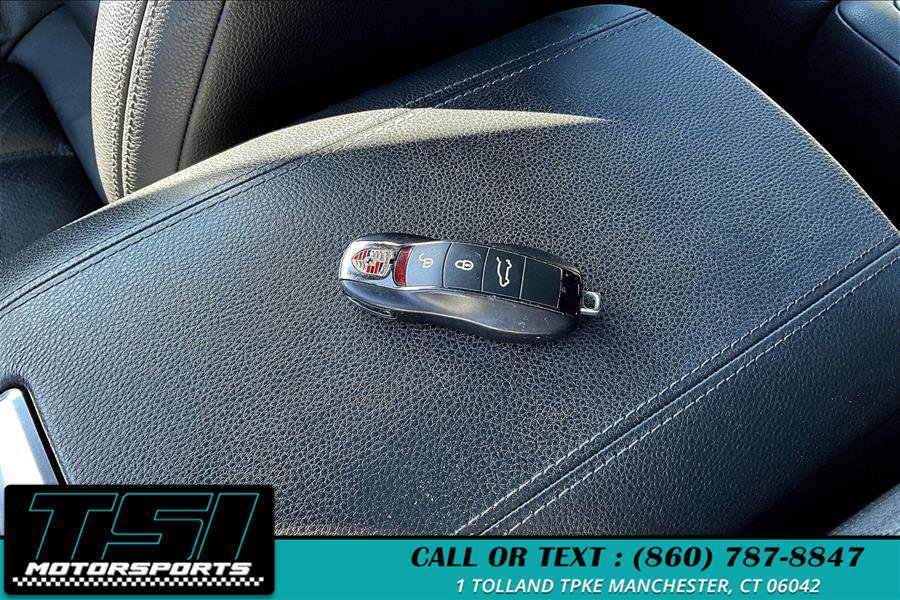 Used 2014 Porsche Cayenne Platinum Edition image 11