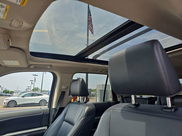 Certified 2023 Ford Expedition XLT AWD/4WD image 15