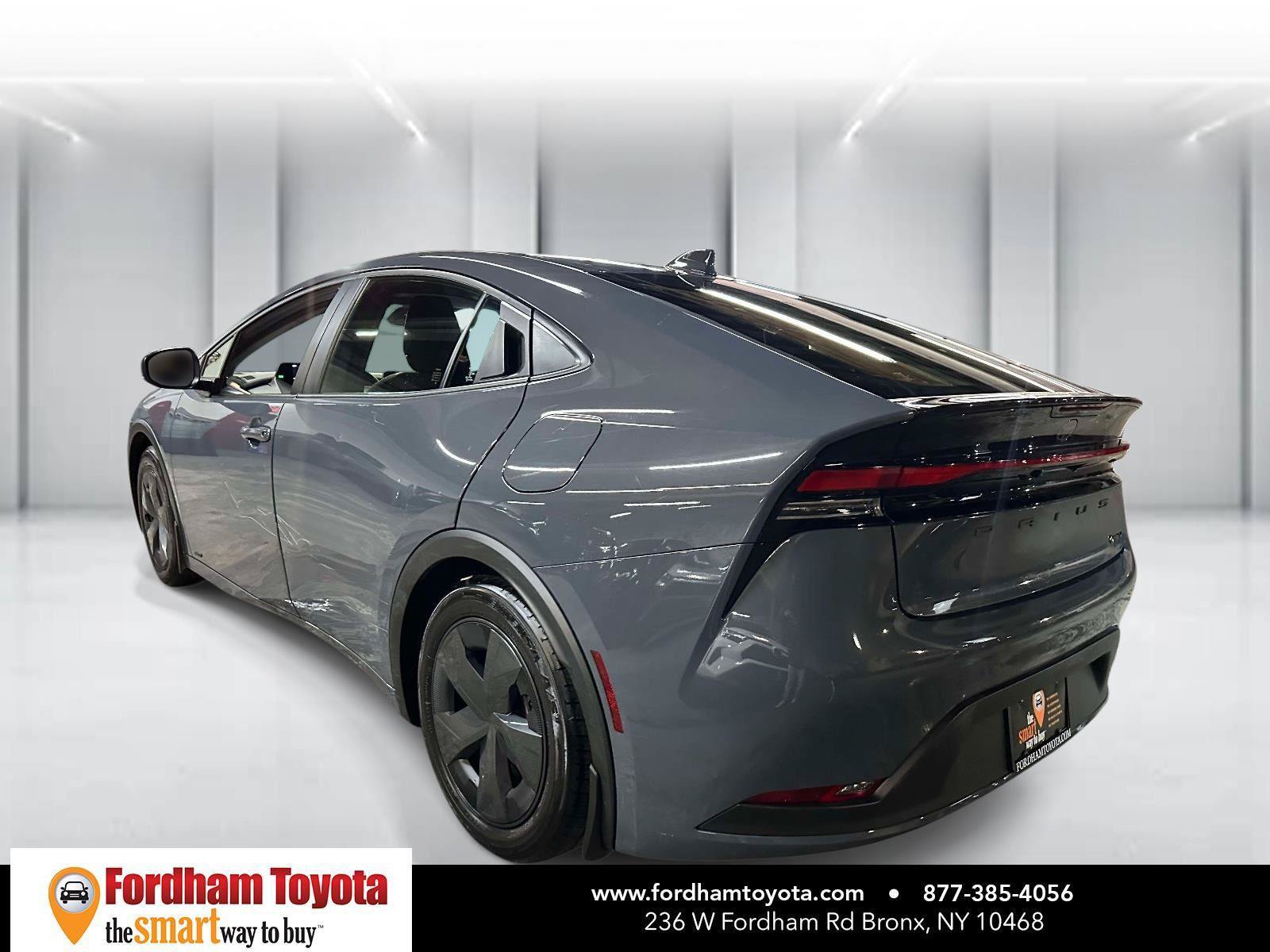 Certified 2024 Toyota Prius LE AWD/4WD image 6
