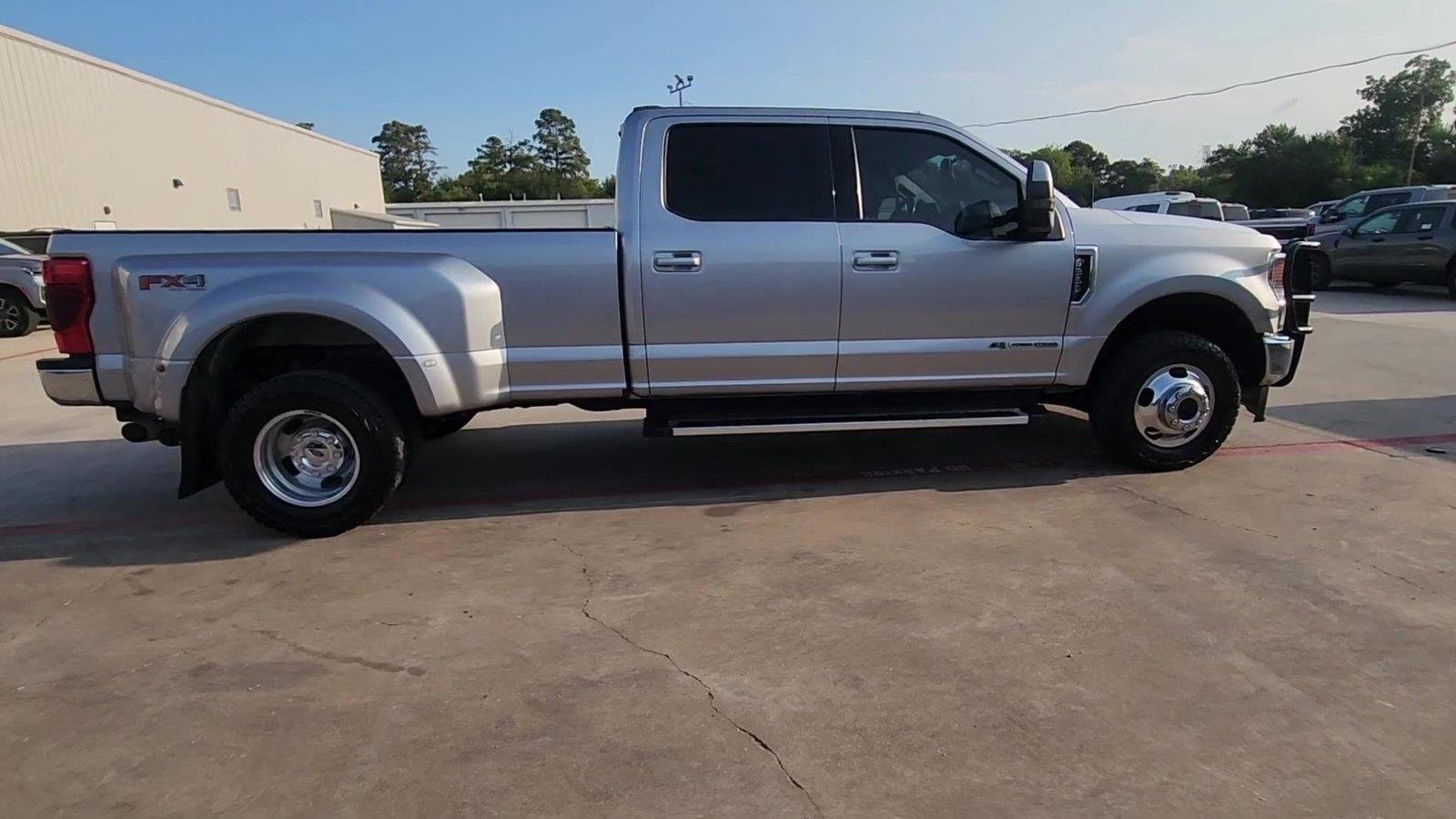 Used 2022 Ford F350 Lariat w/ Lariat Value Package AWD/4WD image 15