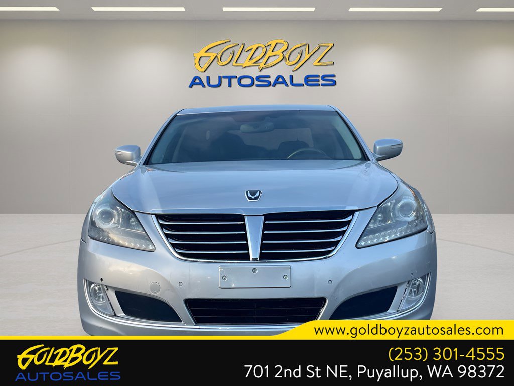 Used 2011 Hyundai Equus Signature RWD image 4