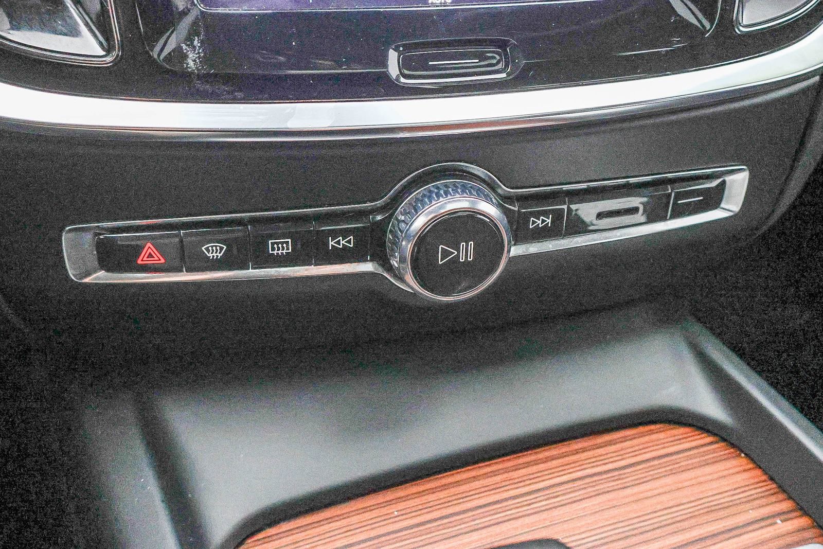 Used 2023 Volvo S60 B5 Plus w/ Protection Package Premier image 37