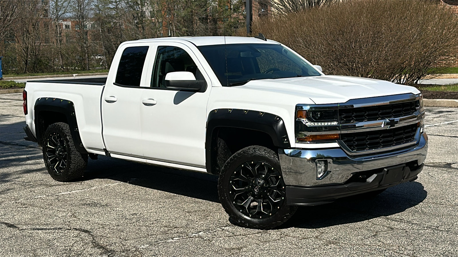 Used 2018 Chevrolet Silverado 1500 LT w/ All Star Edition image 1