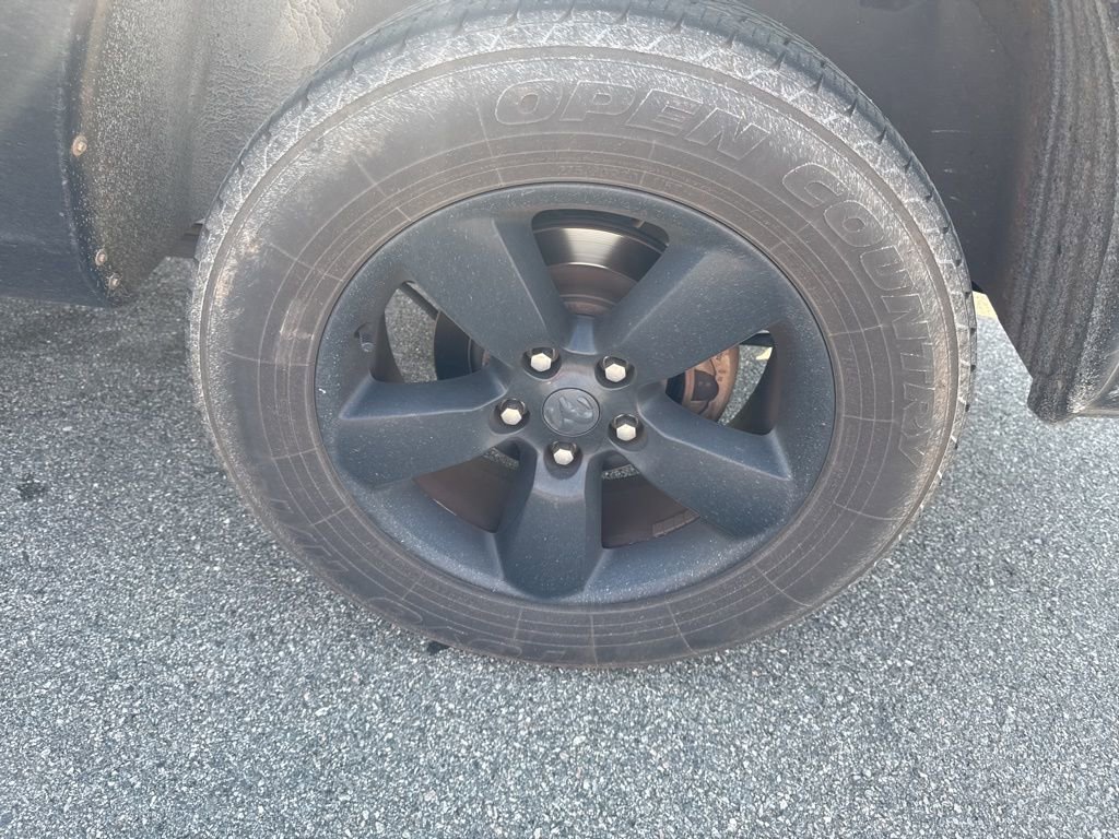 Used 2017 RAM 1500 Express w/ Express Value Package image 9