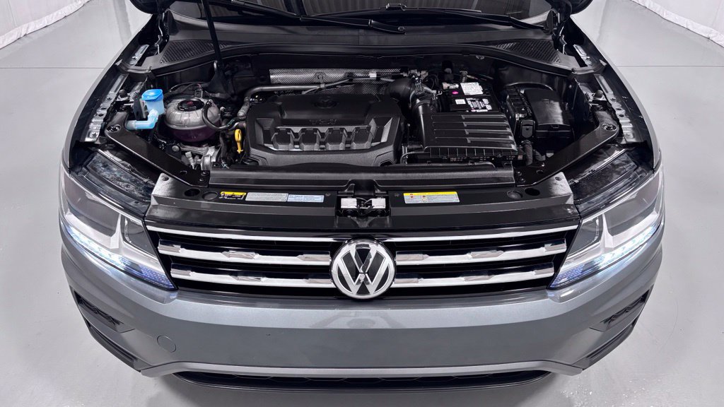 Used 2021 Volkswagen Tiguan SE AWD/4WD image 29