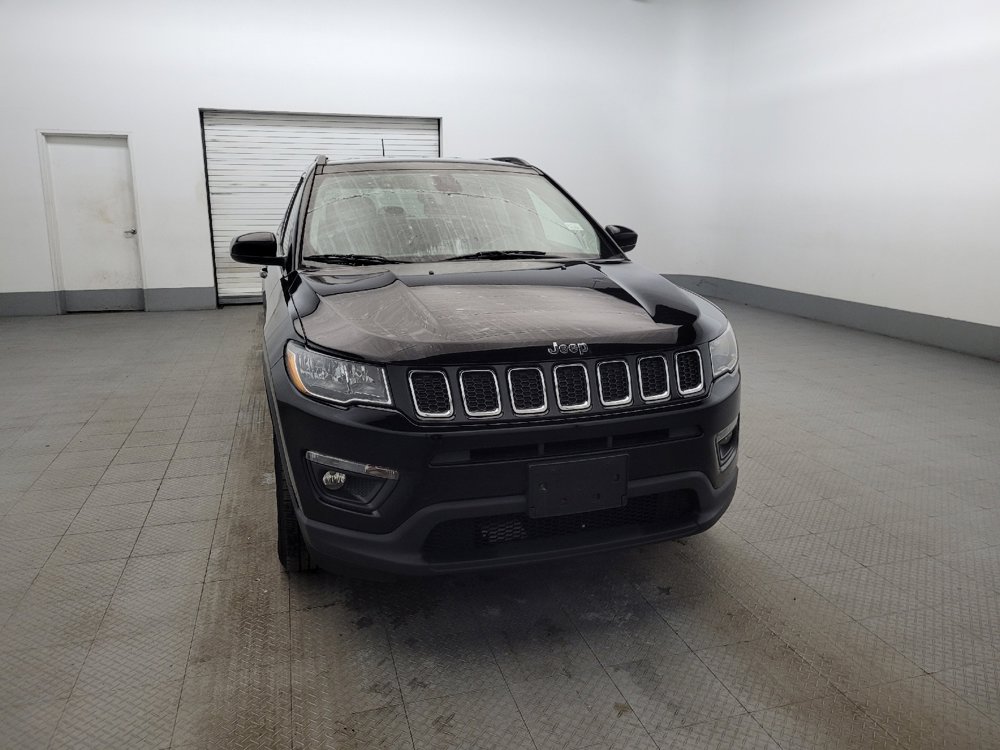 Used 2018 Jeep Compass Latitude w/ Popular Equipment Group AWD/4WD image 14