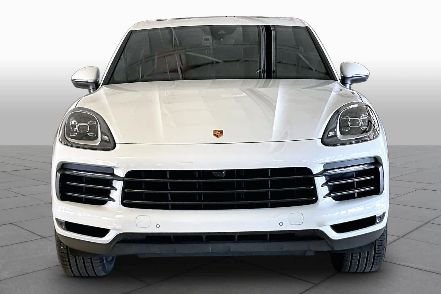 Used 2022 Porsche Cayenne Platinum Edition AWD/4WD image 3