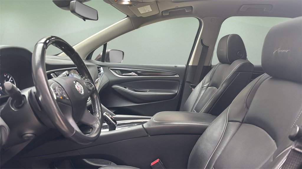 Used 2020 Buick Enclave Avenir w/ Avenir Technology Package image 16