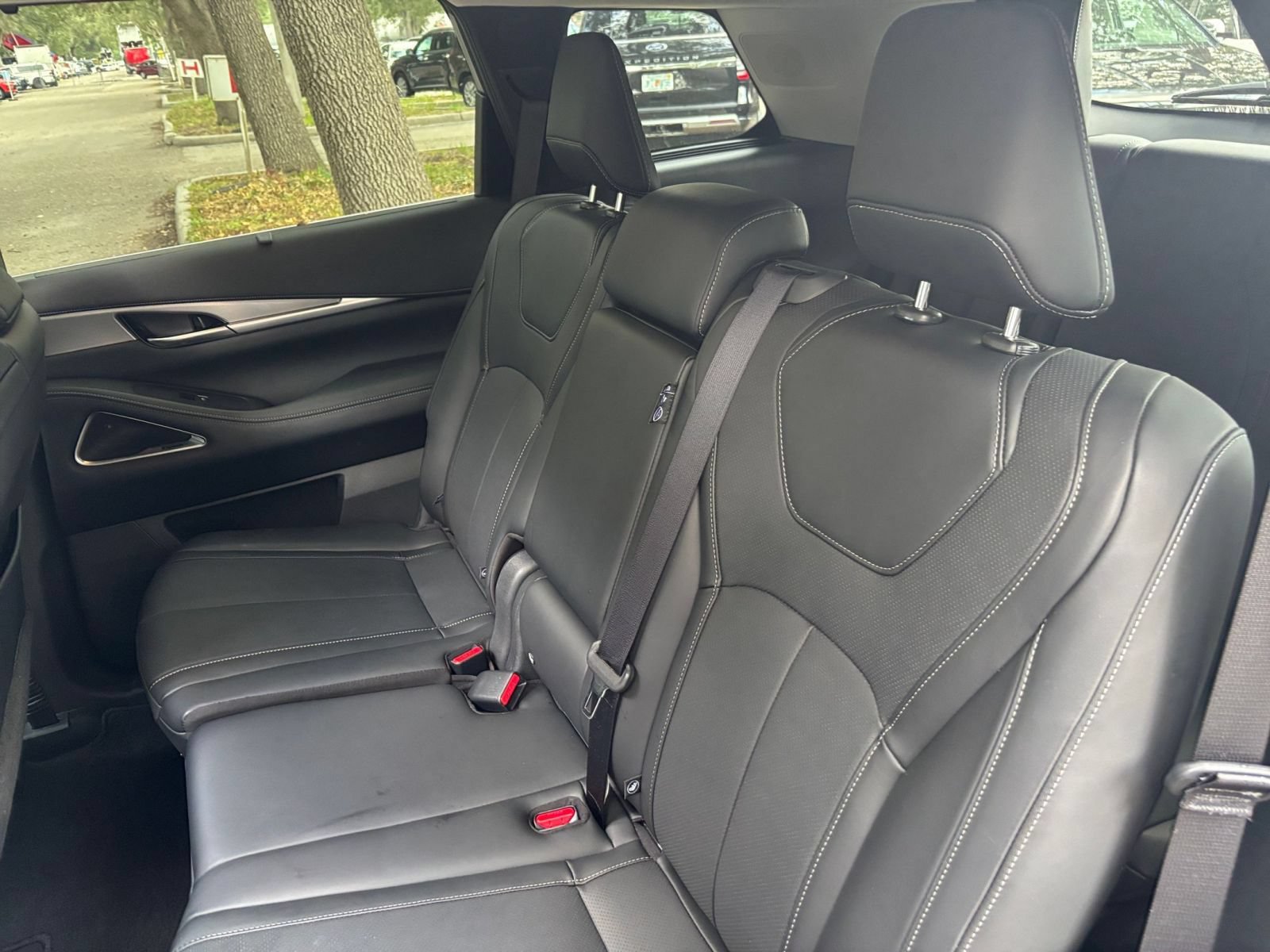 Used 2026 INFINITI QX60 Luxe FWD image 42