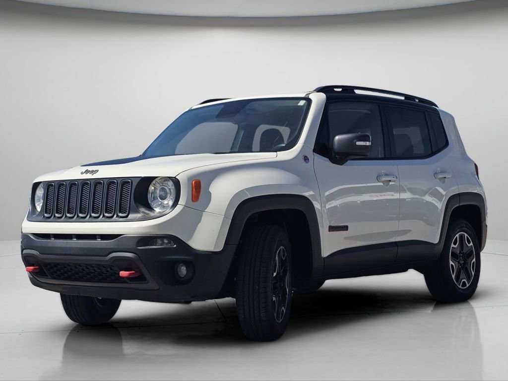 Used 2017 Jeep Renegade Trailhawk AWD/4WD image 18
