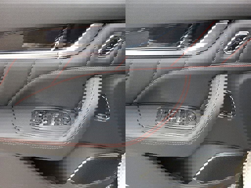 New 2024 Maserati Levante GT Ultima image 29