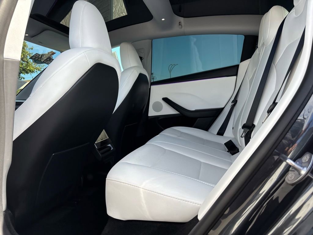 Used 2025 Tesla Model 3 Long Range image 24