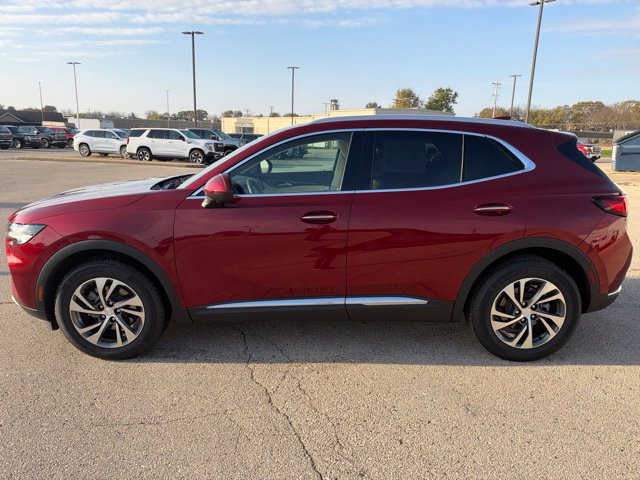 Used 2021 Buick Envision Essence w/ Technology Package I AWD/4WD image 3