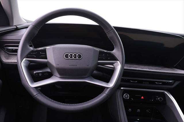 Certified 2025 Audi Q5 Premium w/ Convenience Package image 20