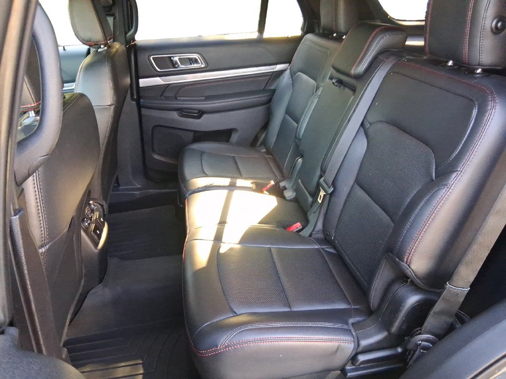 Used 2019 Ford Explorer Sport w/ Equipment Group 401A AWD/4WD image 26