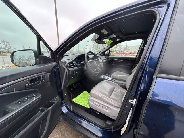 Used 2023 Honda Passport EX-L image 12