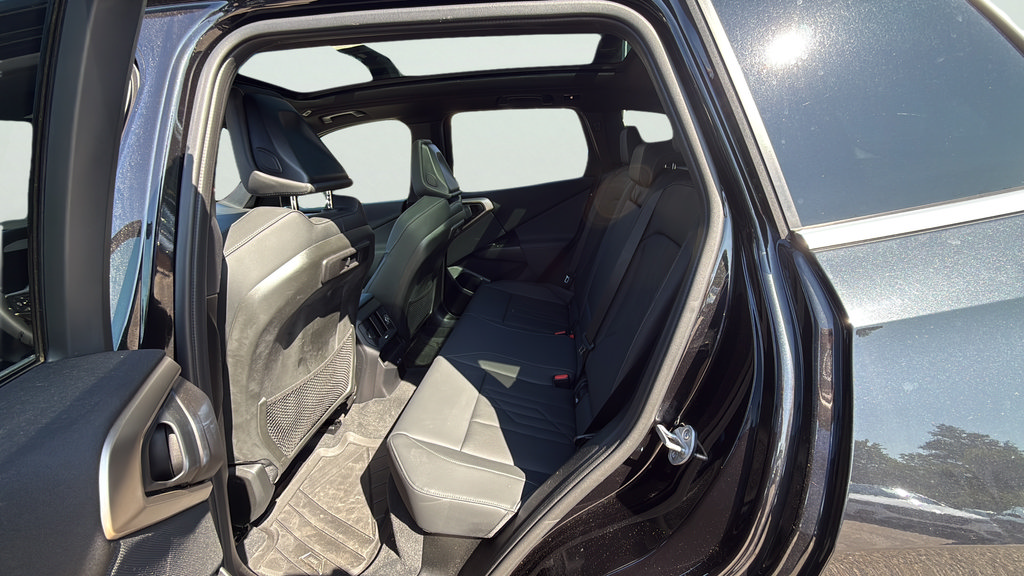 Used 2025 BMW X3 xDrive30i w/ Convenience Package AWD/4WD image 20