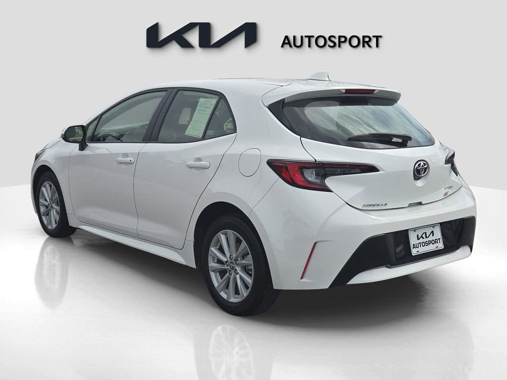 Used 2025 Toyota Corolla SE image 10