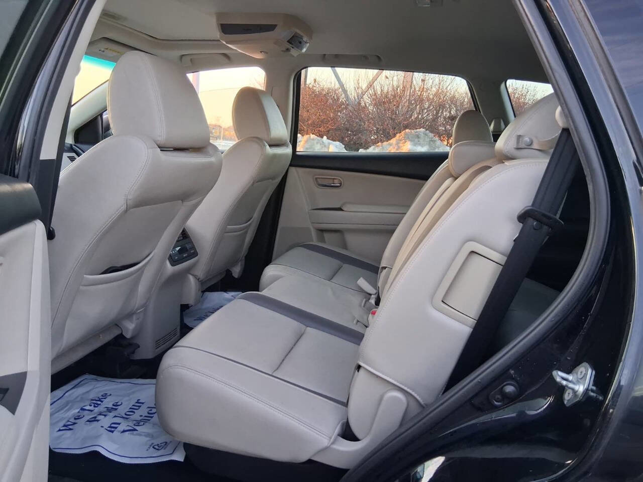 Used 2011 MAZDA CX-9 Touring w/ Moonroof & Bose Audio Pkg image 17