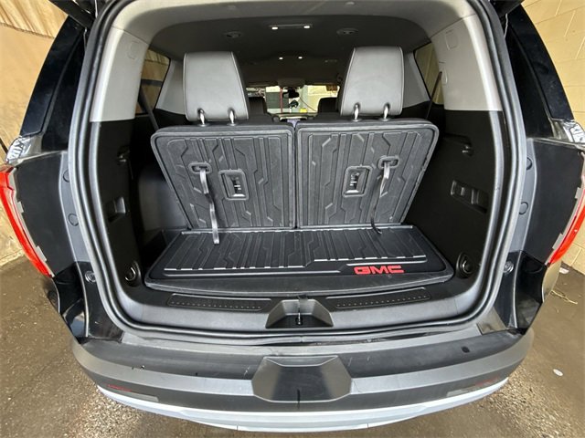 Certified 2023 GMC Acadia SLT w/ Preferred Package image 25