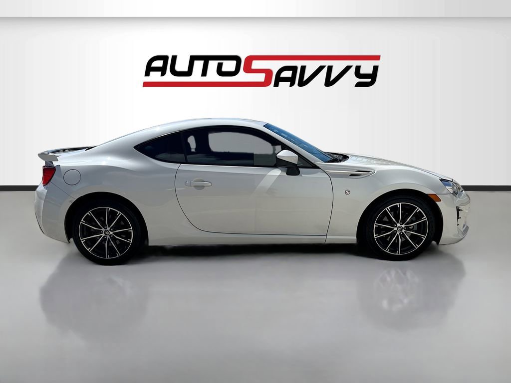 Used 2020 Toyota 86 RWD image 8