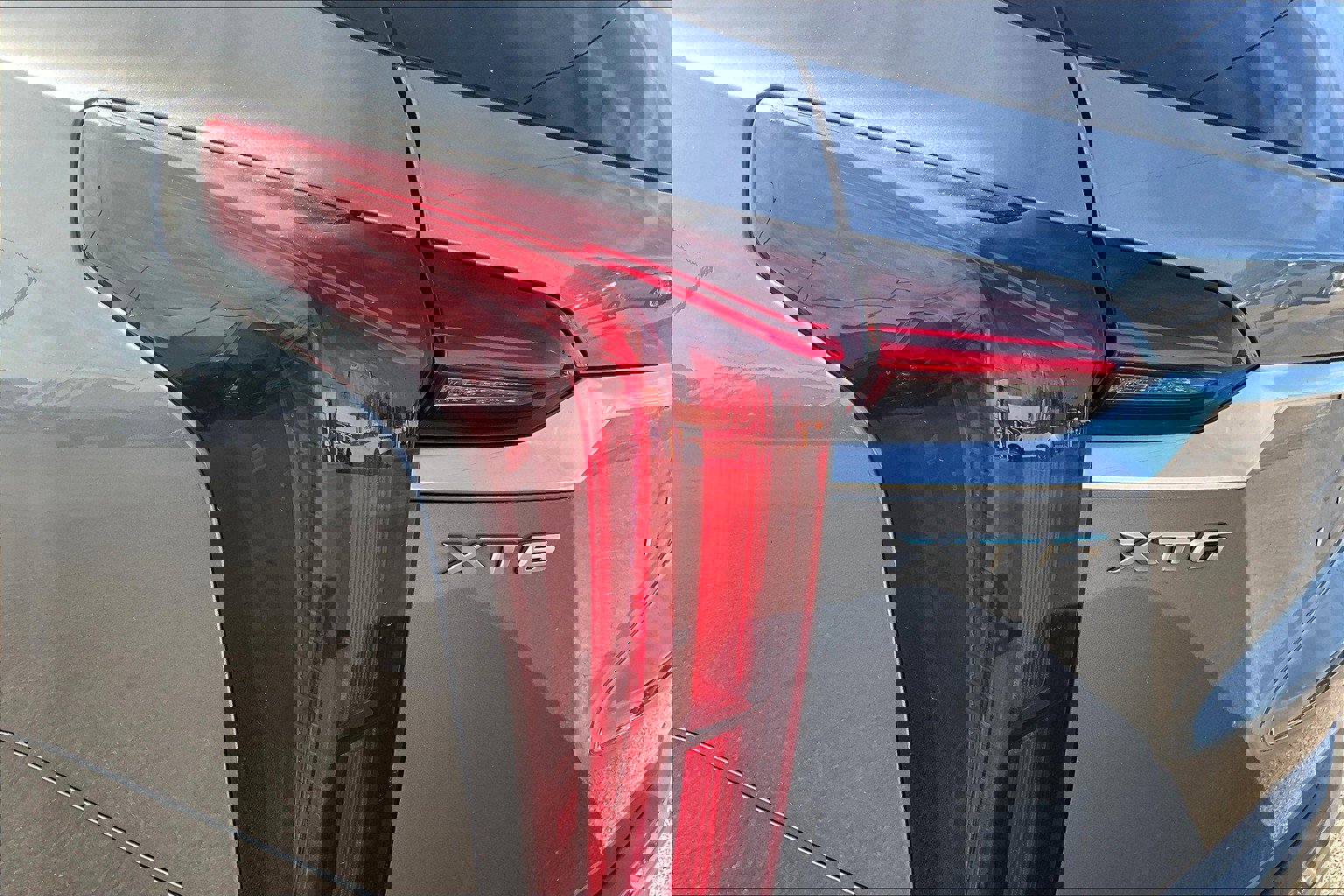 Used 2020 Cadillac XT6 Premium Luxury image 29