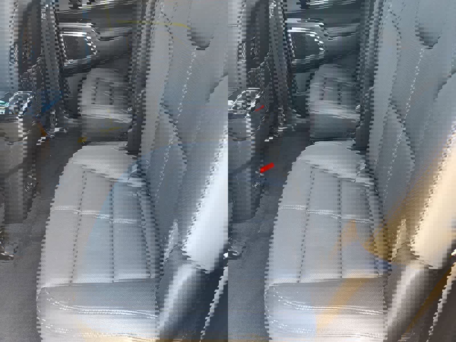 Used 2023 Kia Telluride EX w/ EX Captain's Chair Package image 18