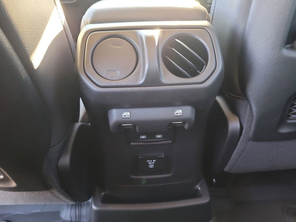 New 2026 Jeep Wrangler Unlimited Sahara AWD/4WD image 14