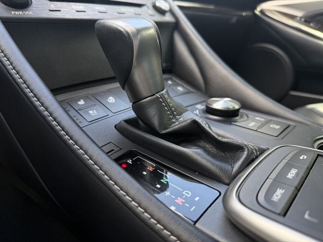 Used 2021 Lexus RC 350 w/ Premium Package RWD image 19