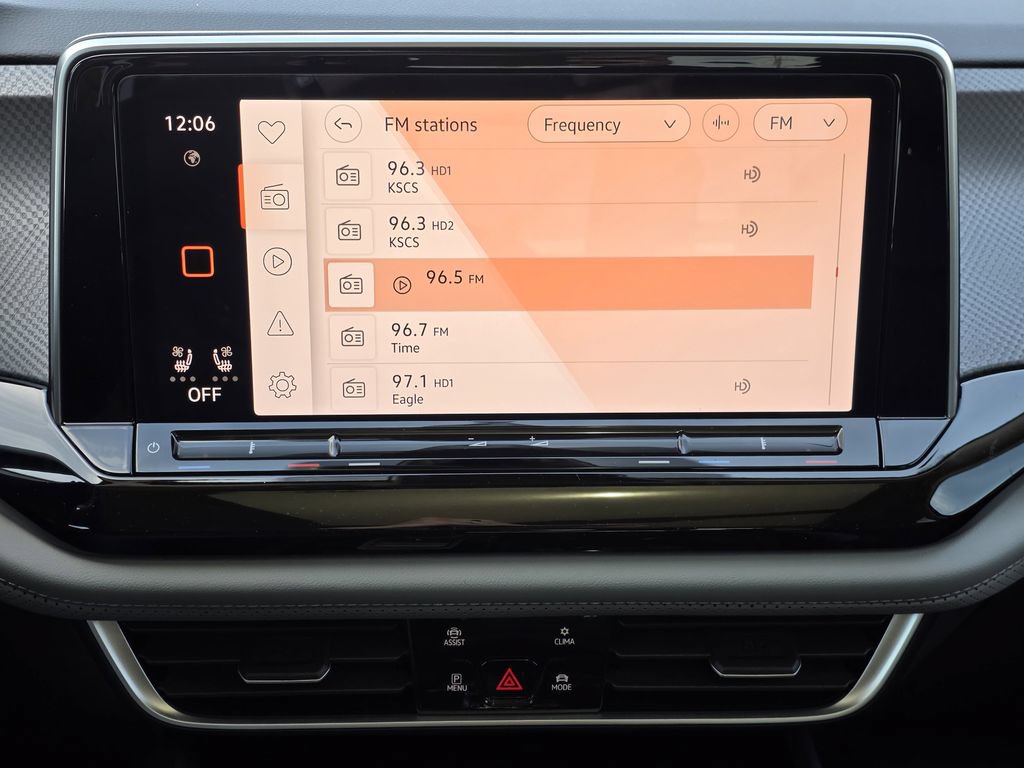 New 2026 Volkswagen Atlas Peak Edition AWD/4WD image 14