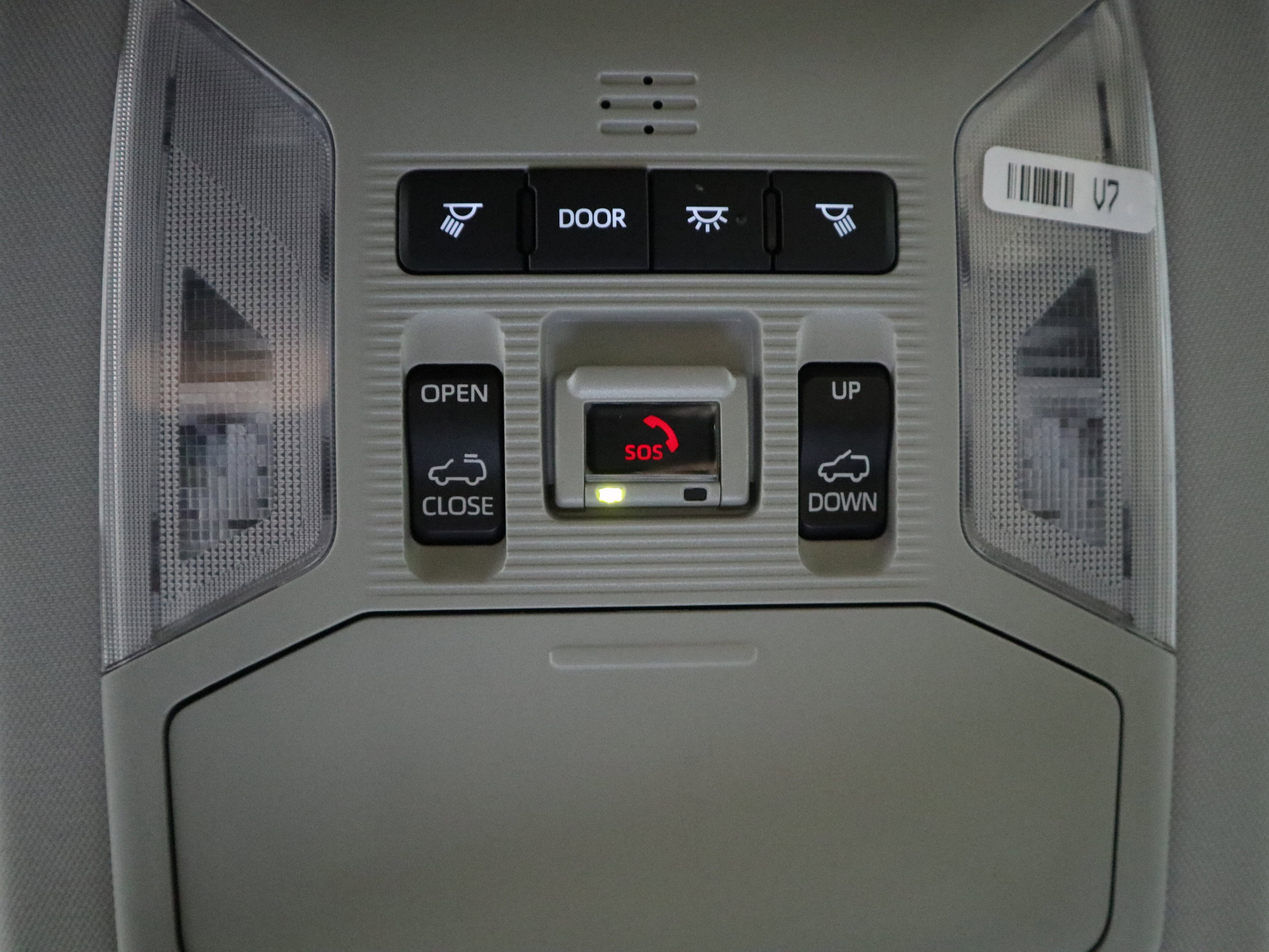 Used 2025 Toyota RAV4 XLE Premium image 35