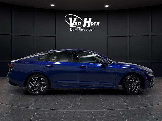 Used 2025 Kia K5 EX image 2