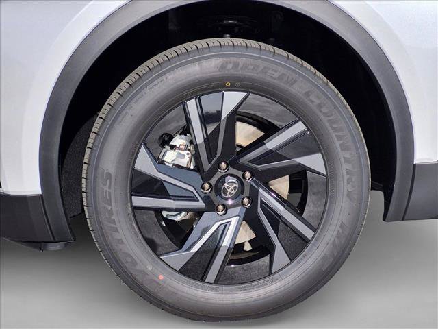 New 2026 Toyota C-HR AWD/4WD image 10