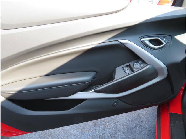 Used 2020 Chevrolet Camaro SS image 28